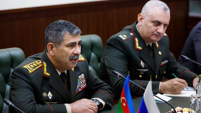 Министр обороны Азербайджана генерал-полковник Закир Гасанов