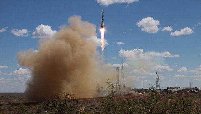 Пуск ракеты-носителя Союз-2.1а со спутниками с космодрома Байконур. Архивное фото