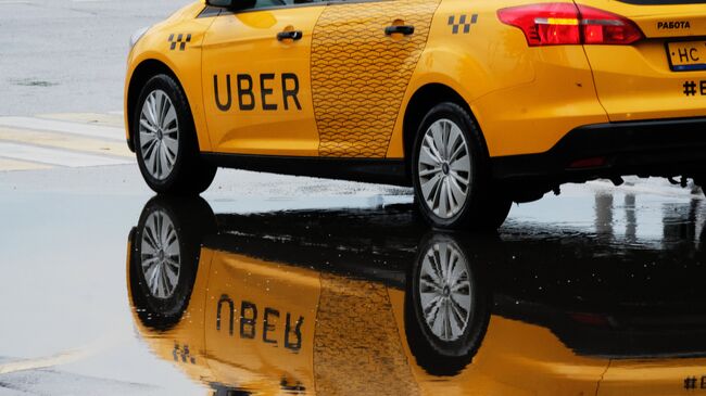 Такси Uber. Архивное фото