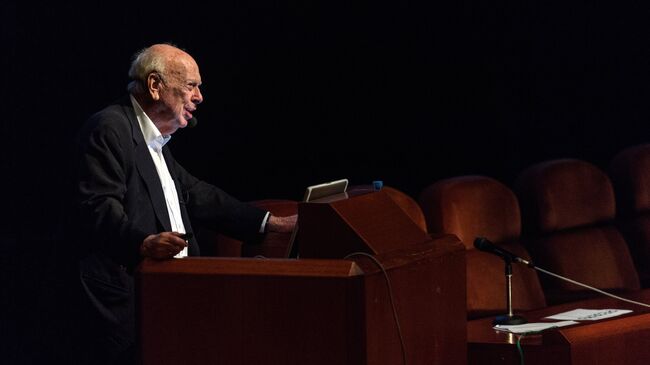 Нобелевский лауреат по физиологии и медицине, первооткрыватель структуры ДНК доктор Джеймс Уотсон