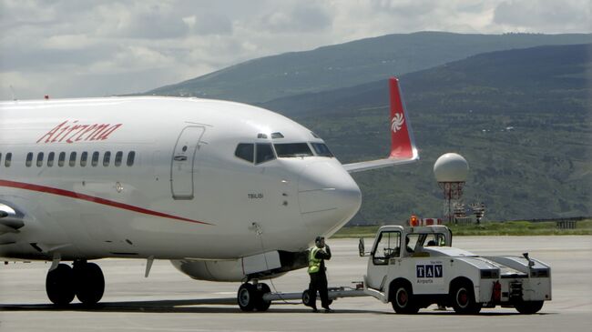 Самолет грузинской частной авиакомпании Airzena - Georgian Airways