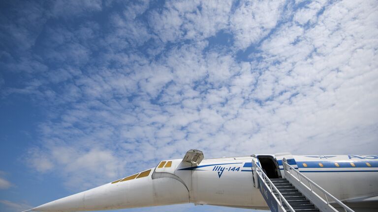 Сверхзвуковой авиалайнер Ту-144, представленный на Международном авиационно-космическом салоне МАКС-2017 в подмосковном Жуковском
