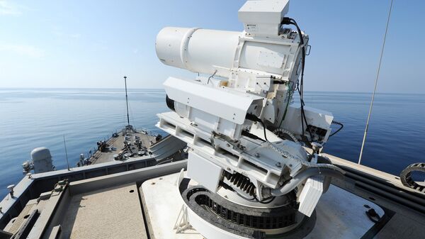 Лазерная пушка, установленная на борту корабля USS Ponce