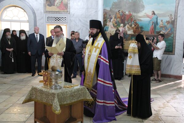 Молебен перед началом церемонии открытия Сергиевского подворья в Иерусалиме