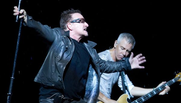 Солист ирландской группы U2 Боно. Архивное фото