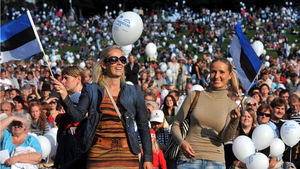 Зрители празднчного концерта на День независимости Эстонии