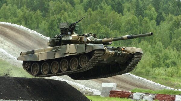 Российский танк Т-90С. Архивное фото