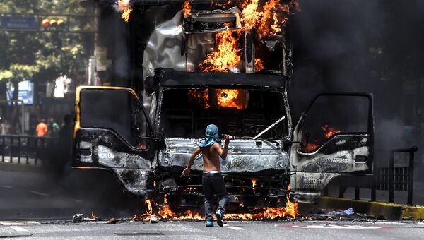 Беспорядки в Каракасе, Венесуэла. Архивное фото