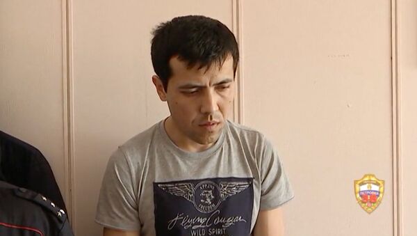 Подозреваемый в совершении насильственных действий сексуального характера в Москве. Кадр оперативной съемки