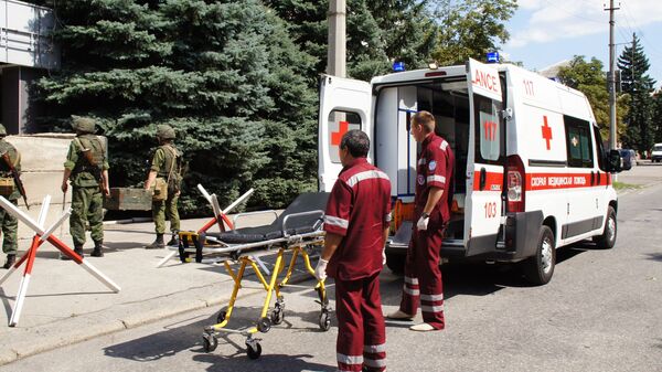 Машина скорой помощи в Луганске