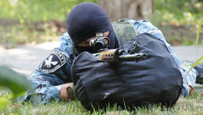 Военные учения по противодействию ССО и ДРГ в Луганске при участии МВД, МГБ, МЧС и Народной милиции ЛНР. 21 июля 2017