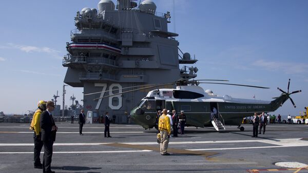 Президент США Дональд Трамп принял участие в церемонии спуска на воду нового авианосца американских ВМС Gerald Ford
