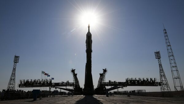 Ракету Союз-ФГ с кораблем Союз МС-05 установили на стартовом комплексе Байконура. Архивное фото