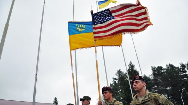 Флаги США и Украины