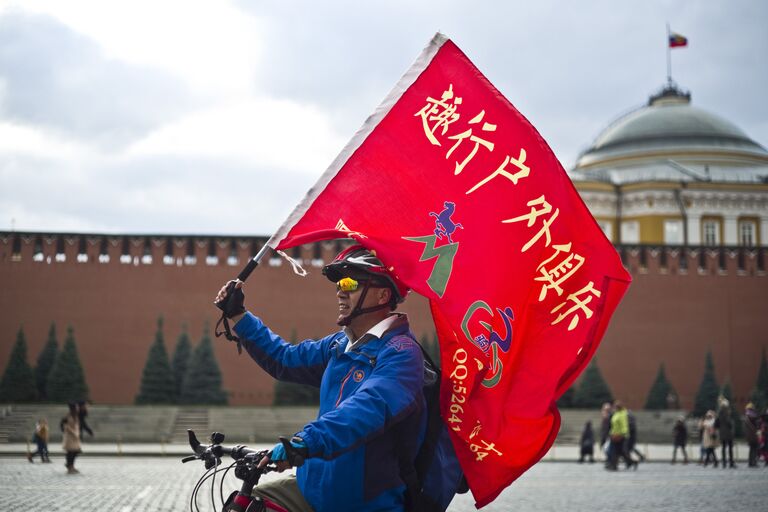 Турист на Красной площади в Москве