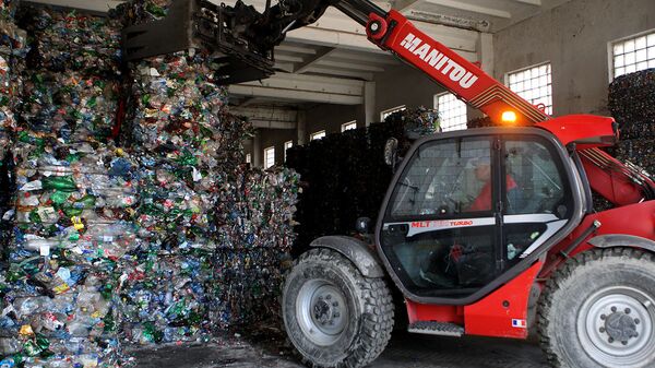 Комплексы для сортировки мусора построят в Подмосковье