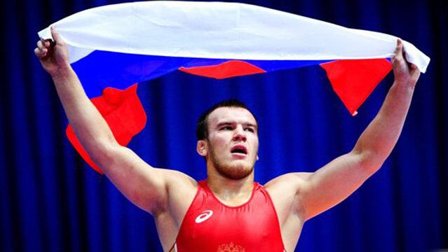 Двукратный победитель юниорского чемпионата Европы по борьбе Юрий Власко Двукратный победитель юниорского чемпионата Европы по борьбе Юрий Власко - РИА Новости, 1920, 29.10.2025