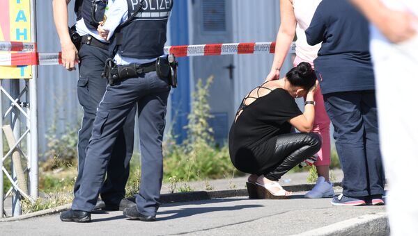 Полиция напротив клуба Grey в городе Констанц, где произошла стрельба. 30 июля 2017