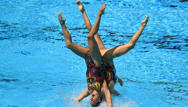 Спортсменки сборной России выступают с произвольной программой в финальных соревнованиях по синхронному плаванию среди групп на XVII чемпионате мира по водным видам спорта в Будапеште