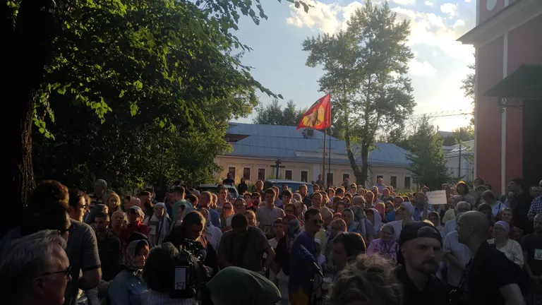 Участники молитвенного стояния против Матильды в Москве Участники молитвенного стояния против Матильды в Москве