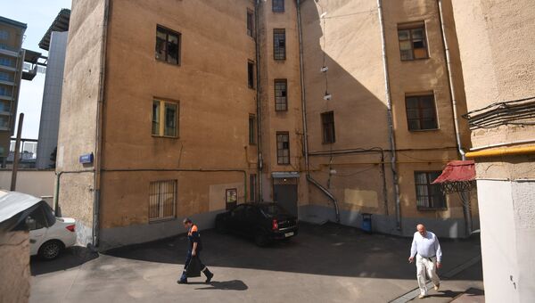 Четырехэтажный жилой дом в Москве, включенный в программу реновации
