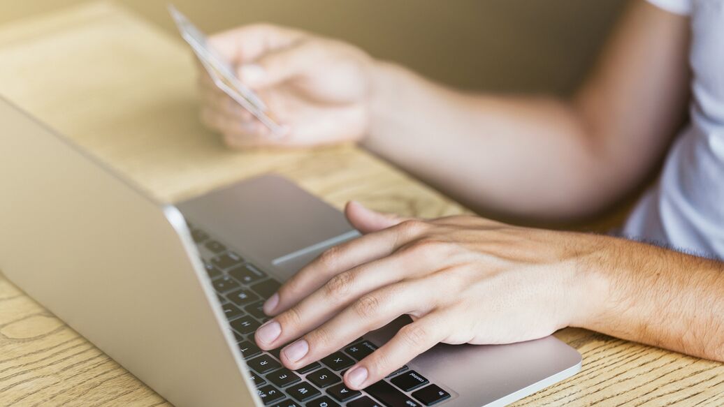 Названы самые популярные в мае мошеннические схемы