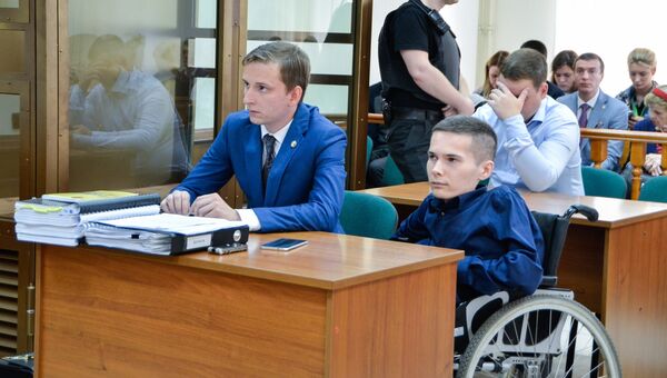 Антон Мамаев в Московском городском суде. Архифное фото