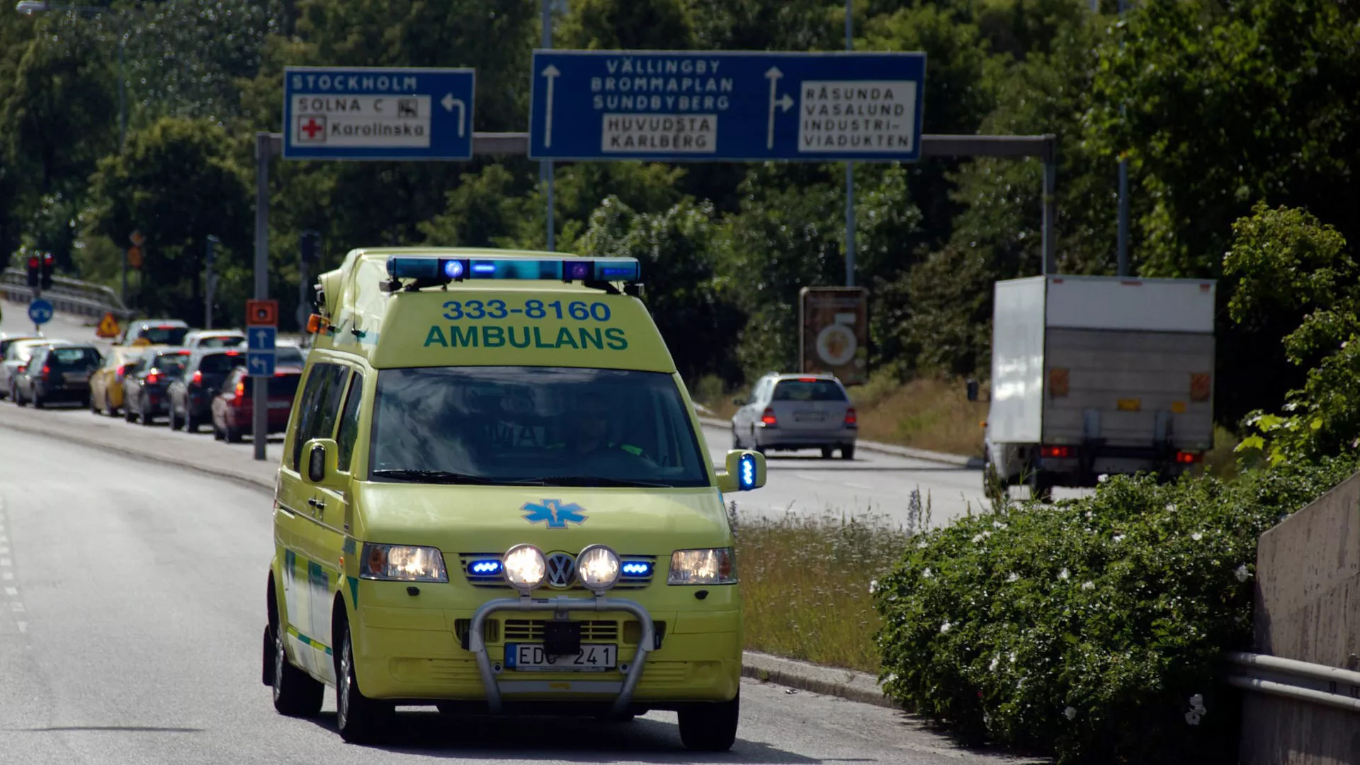 В Швеции оползень сошел на крупную автомагистраль