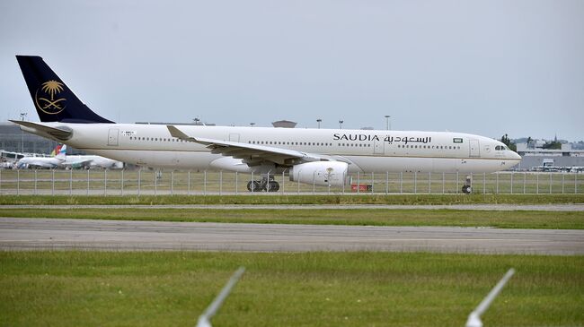 Самолет Airbus A330 саудовской авиакомпании Saudia. Архивное фото