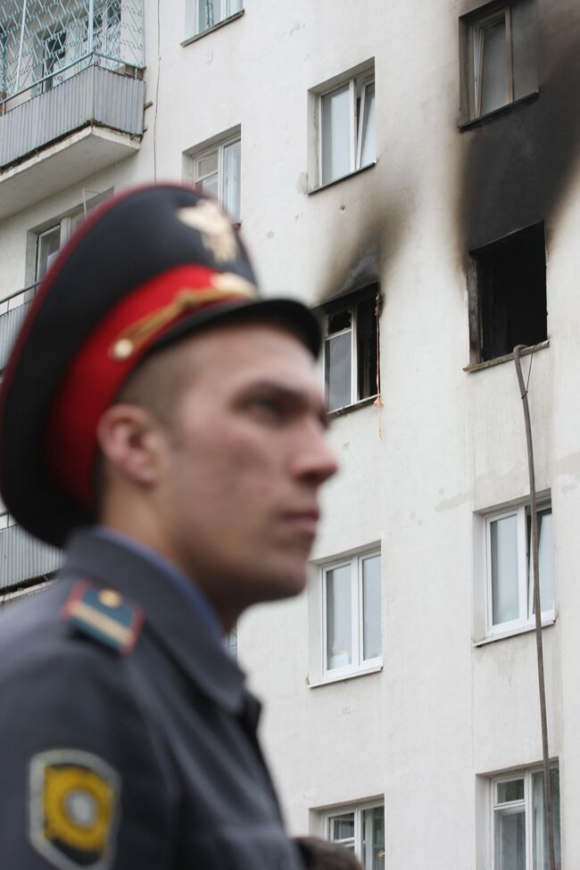 Бомба взорвана в подъезде 80-квартирного дома в Ачинске, пострадавших нет