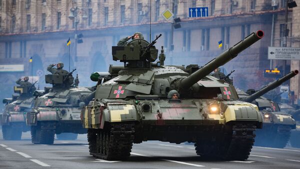 Военная техника на параде по случаю 25-летней годовщины со Дня Независимости Украины