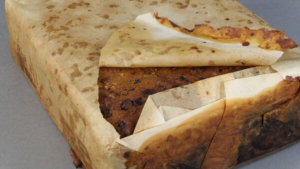Пирог, найденный в хижине на мысе Адэр в восточной части Антарктиды