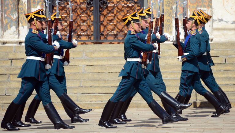 Военнослужащие Президентского полка во время развода конного караула, в рамках подготовки к фестивалю Спасская башня