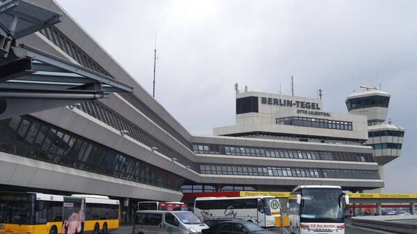 Главный терминал международного аэропорта Тегель. Архив