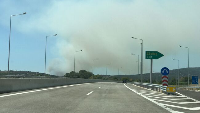 Пожар в регионе Мениди на западе Греции