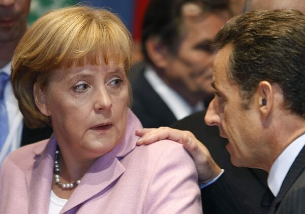 Ангела Меркель и Николя Саркози на саммите государств-членов ЕС и стран Средиземноморья