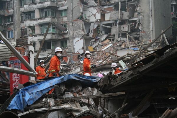 Последствия землетрясения в китайской провинции Сычуань  