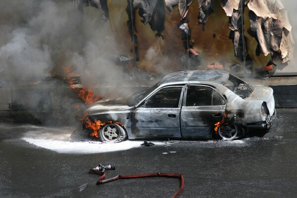 Автомобиль загорелся в тоннеле на Новинском бульваре. Во время пожара произошло два взрыва