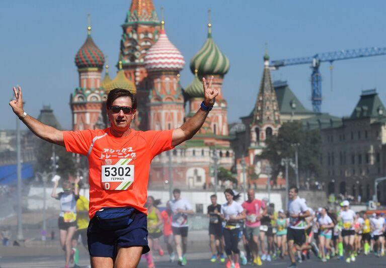 Участник полумарафона Лужники в Москве