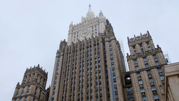 Здание министерства иностранных дел РФ на Смоленской-Сенной площади в Москве после работ по замене шпиля. Архивное фото
