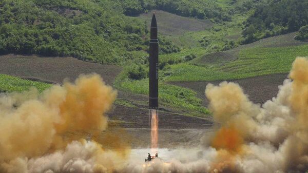 Запуск баллистической ракеты в КНДР
