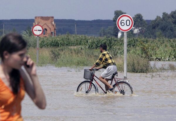 Из-за ливней в июле 2008 года оказались подтопленными почти 45 тысяч домов на Западной Украине