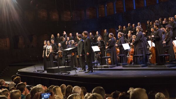 Выступление оркестра и хора MusicAeterna в Зальцбурге. Архивное фото