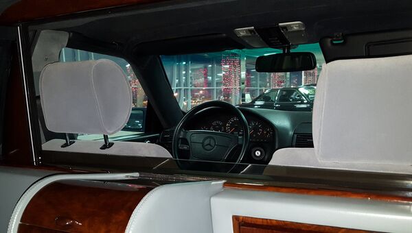 Машина Mercedes-Benz S-класса, принадлежавшая первому президенту России Борису Ельцину