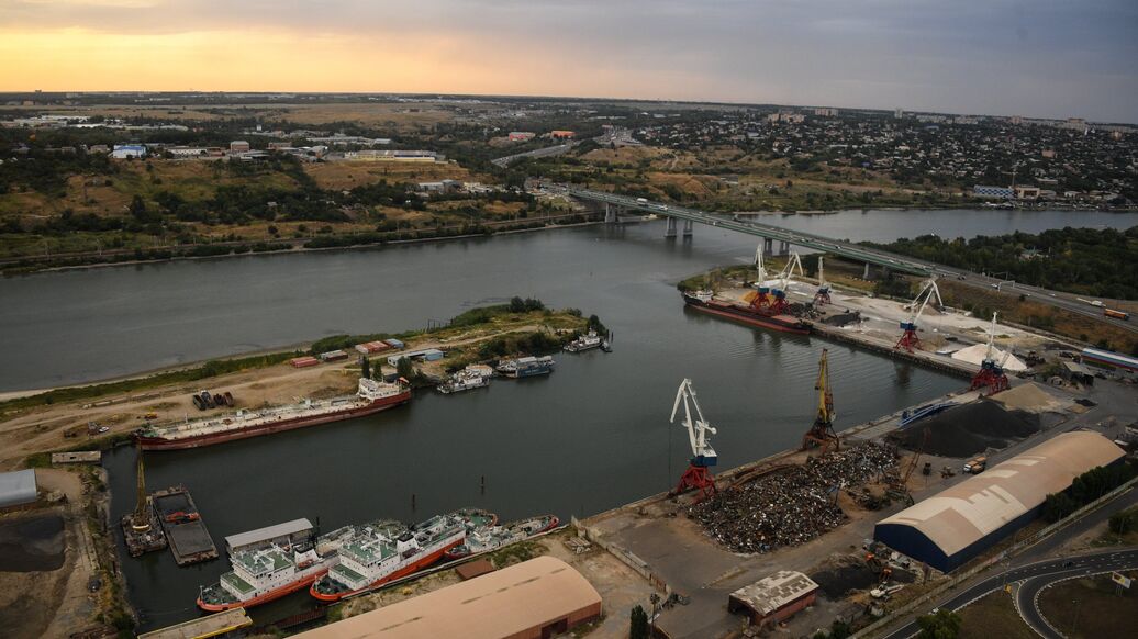 В порту Ростова-на-Дону после атаки ВСУ повреждено судно