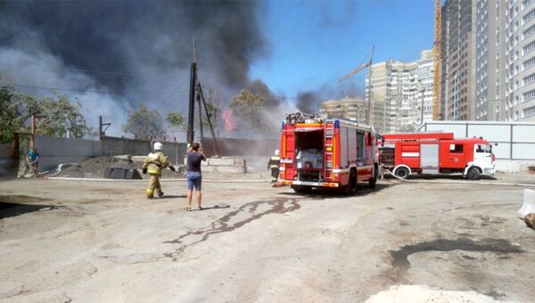 Пожар в Ростове-на-Дону на улице Нижегородской
