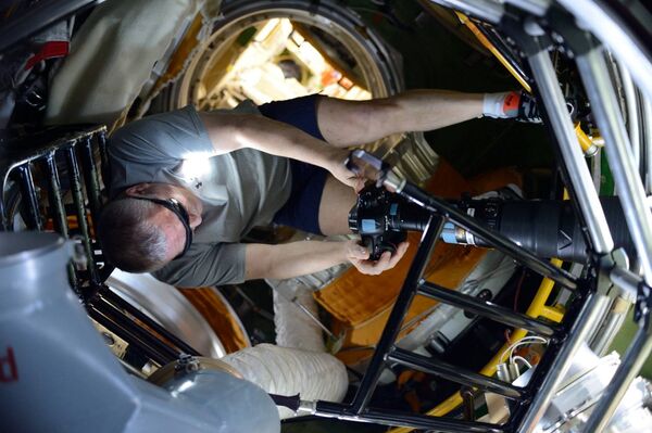 Космонавт Роскосмоса Федор Юрчихин снимает солнечное затмение с борта МКС. 21 августа 2017