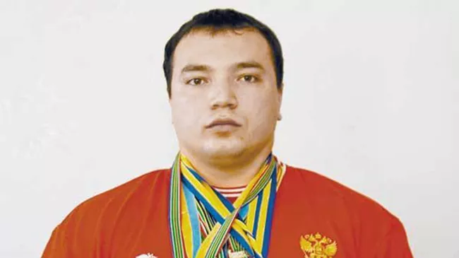 Чемпион мира по пауэрлифтингу Андрей Драчев