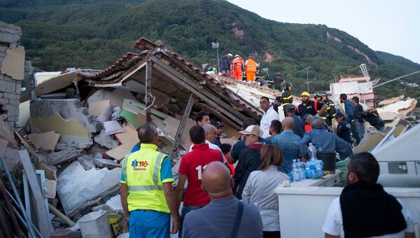 Последствия землетрясения на острове Искья у побережья Неаполя. 22 августа 2017