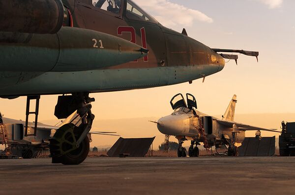Літаки ВКС РФ на авіабазі Хмеймім у Сирії